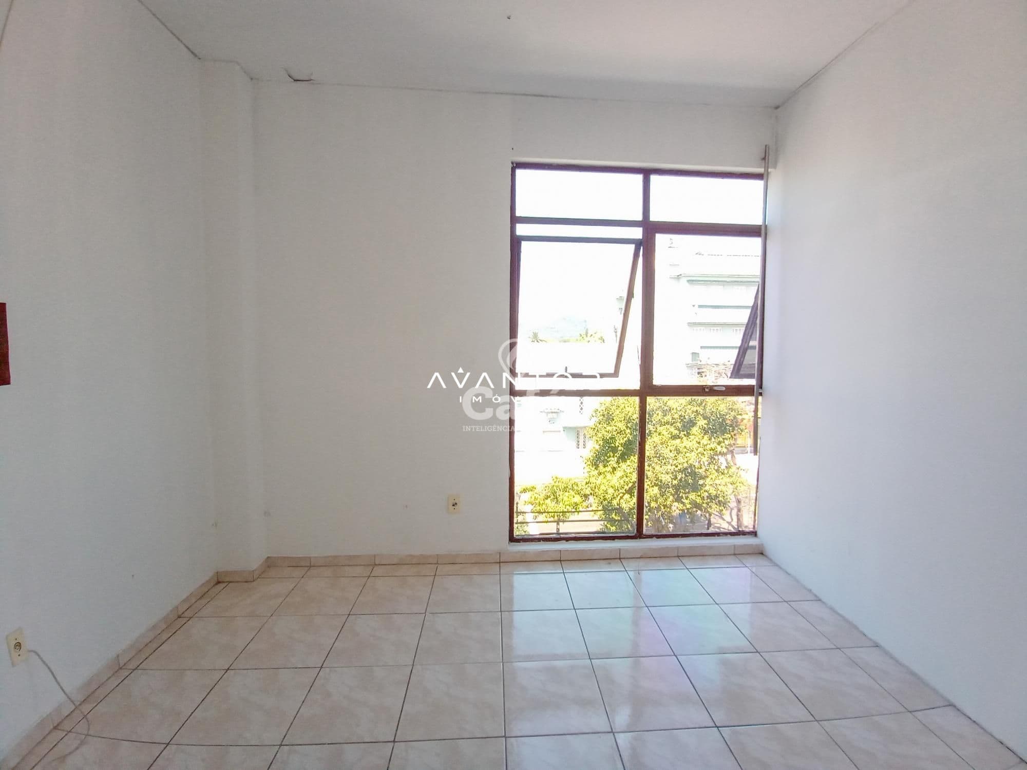 Sala Comercial com 3 salas à venda em Centro, Santa Maria/RS — foto 3 de 15