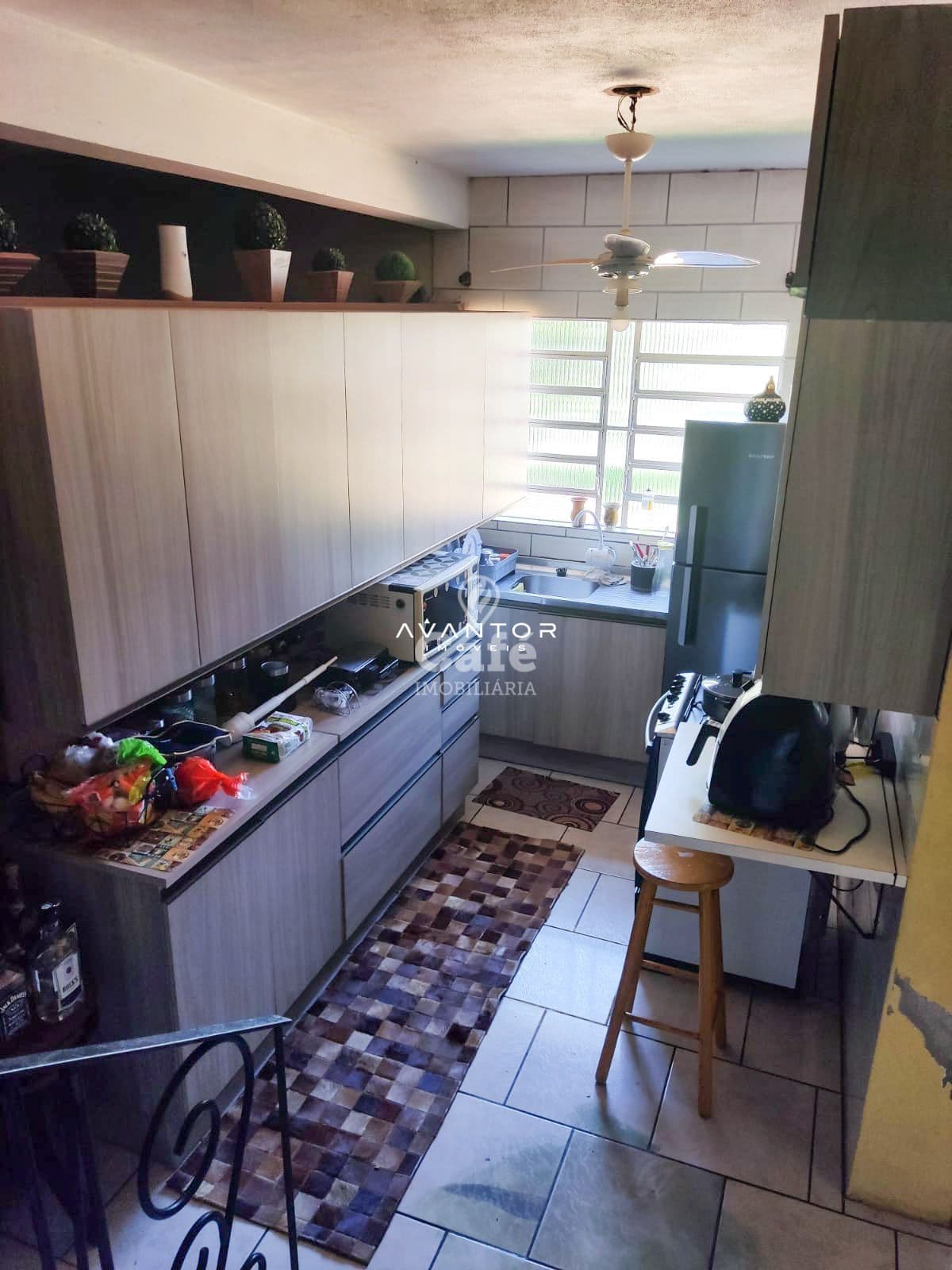 Casa; Camobi;03 dormitórios — Casa com 3 quartos à venda em Pé de Plátano, Santa Maria/RS