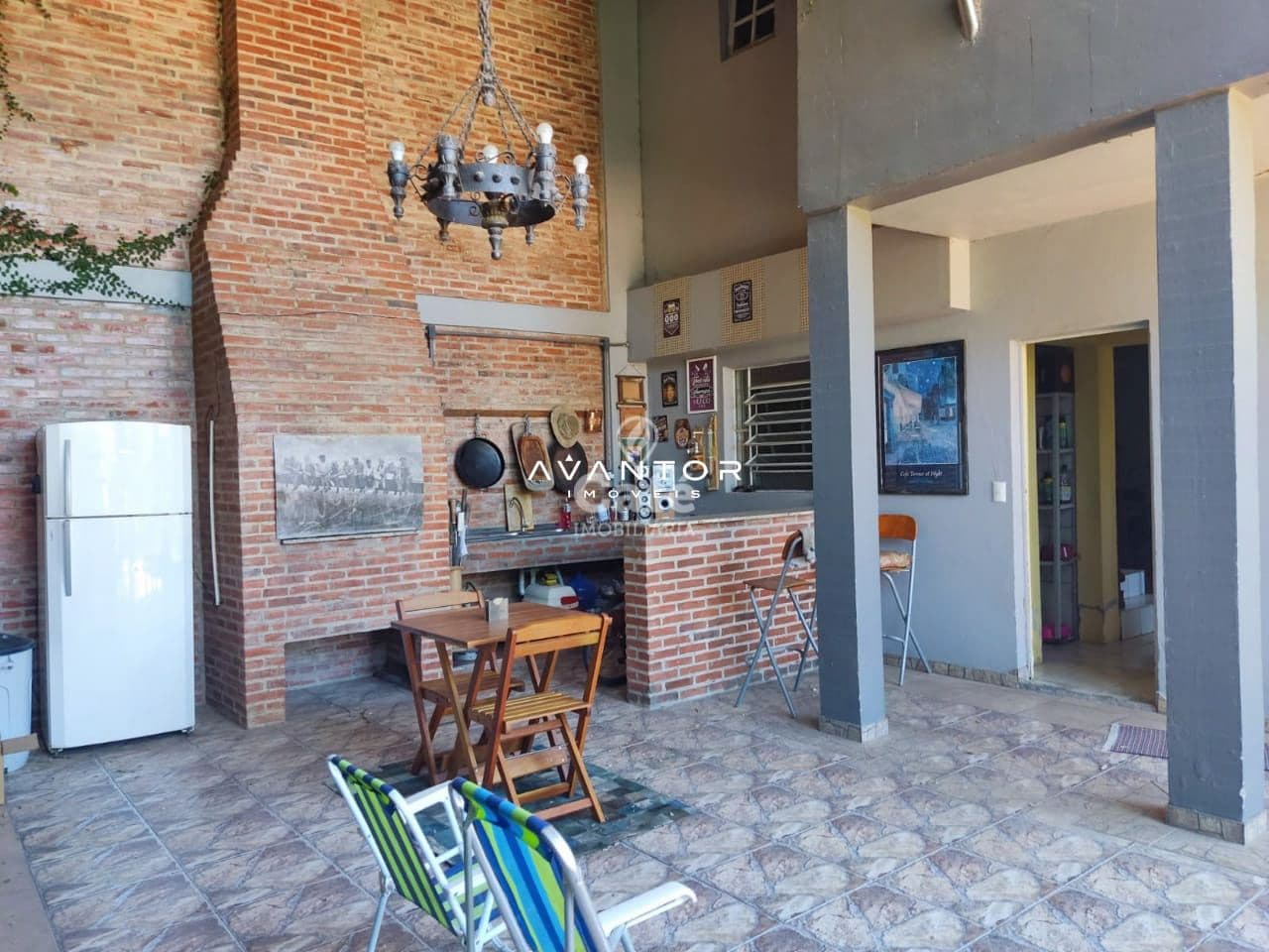 Casa; Camobi;03 dormitórios — Casa com 3 quartos à venda em Pé de Plátano, Santa Maria/RS