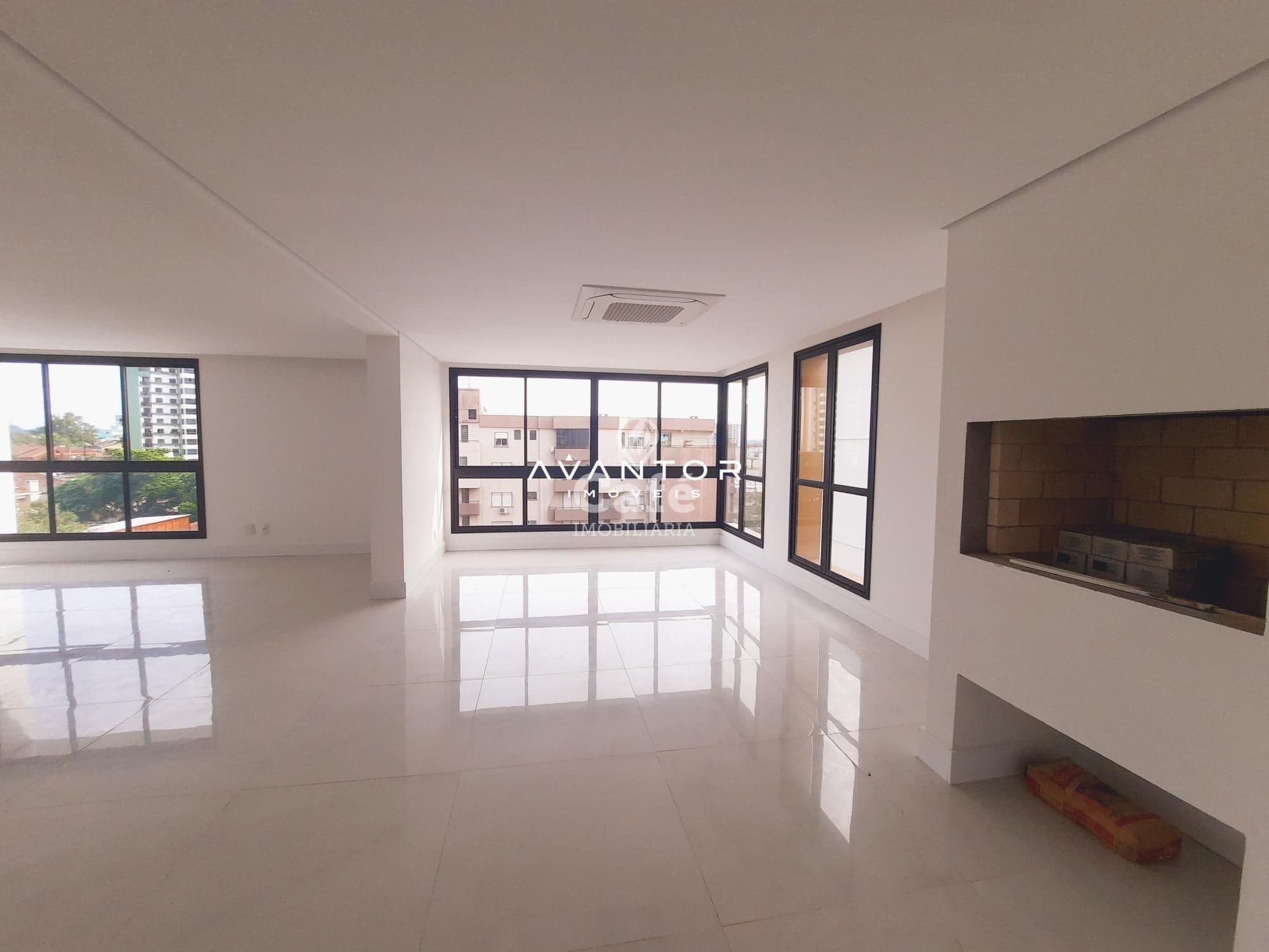 Apartamento com 3 quartos à venda no Residencial Córdoba Palace, em Nossa Senhora Medianeira, Santa Maria/RS — foto 4 de 33