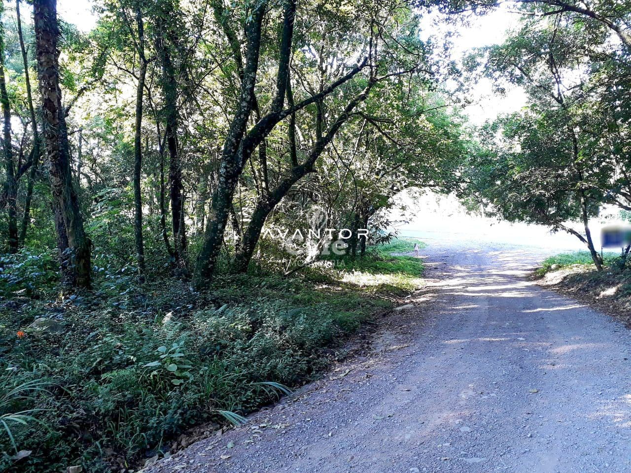 Terreno Amplo em Itaara De 1000 m², mais um Salão De Festas — Terreno à venda em Parque Serrano I, Itaara/RS