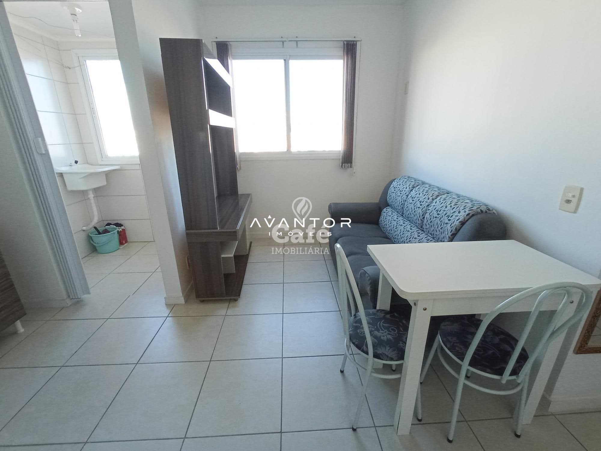 Apartamento no Centro, Mobiliado De 1 Dormitório, Sala e Cozinha Conjugadas, Banheiro Soci — Apartamento com 1 quarto à venda em Centro, Santa Maria/RS