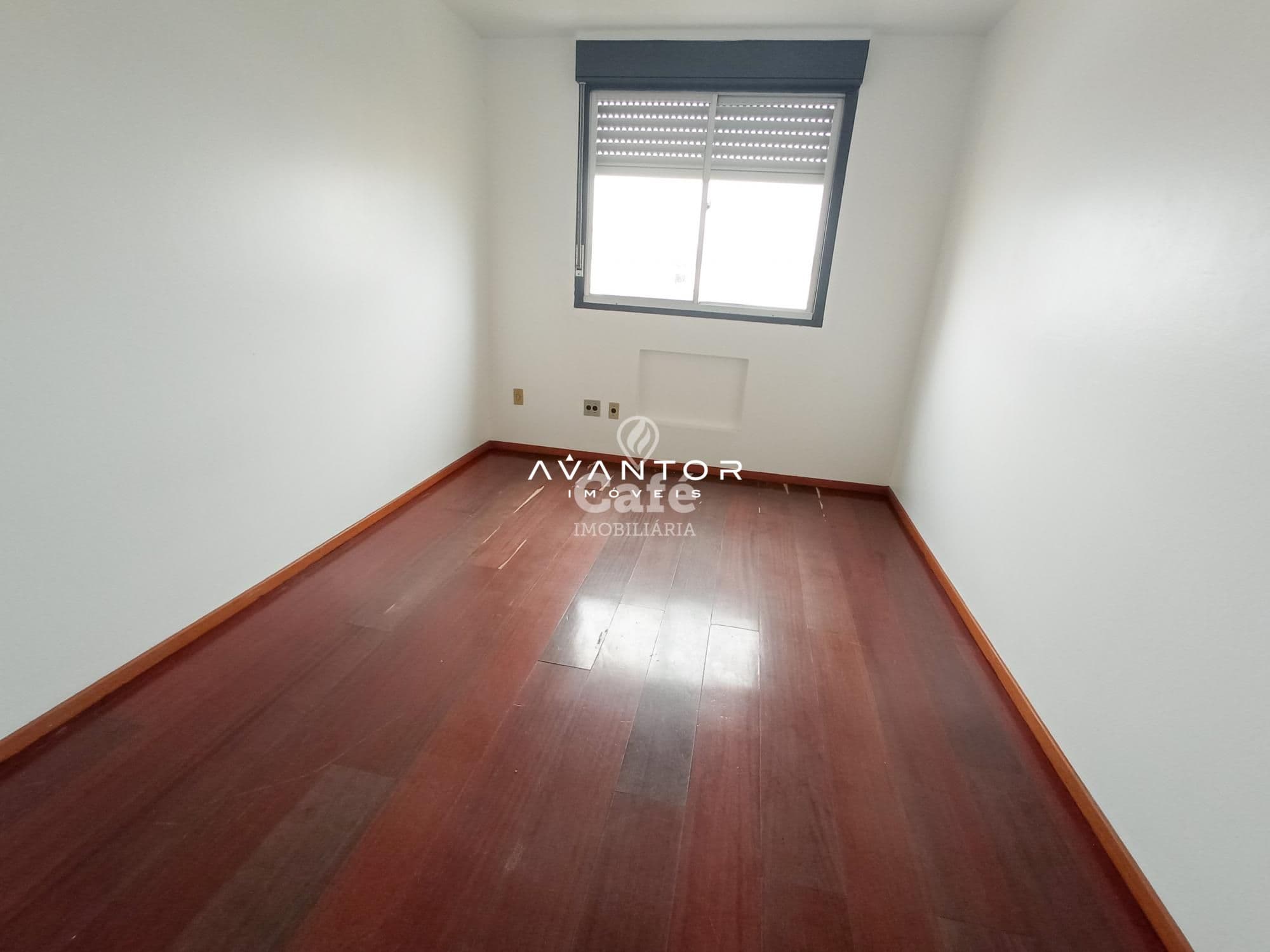 Apartamento no Centro De 2 Dormitórios, Sala de Estar, Banheiro Social, Cozinha, Área de S — Apartamento com 2 quartos à venda em Centro, Santa Maria/RS