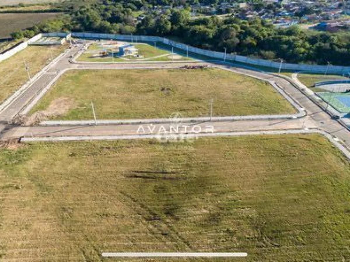 Terreno com infraestrutura e acesso asfaltado — Terreno à venda no Cidade Universitária, em Camobi, Santa Maria/RS