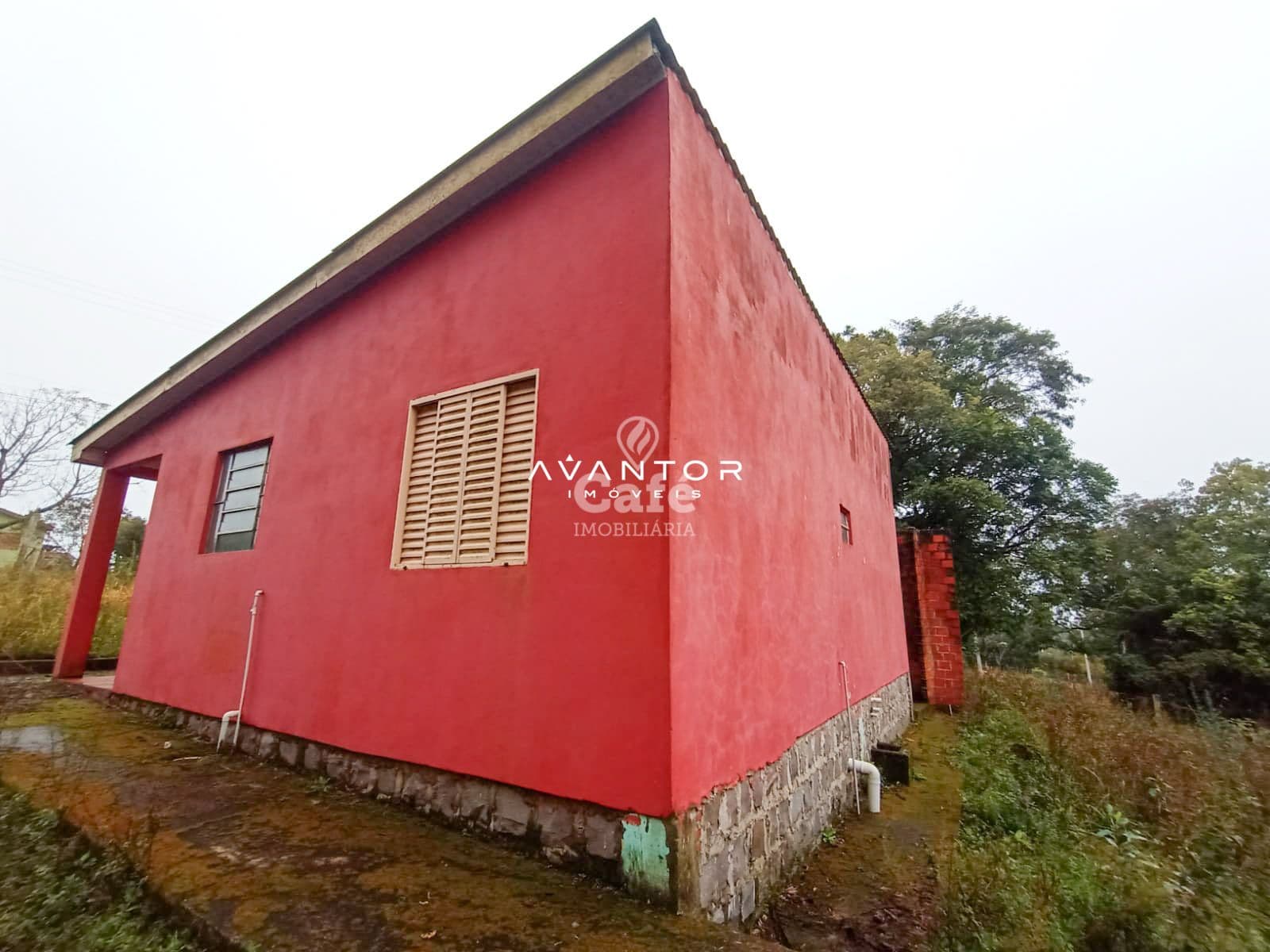Chácara em São Martinho da Serra com 3.026 m², mais Casa De 2 Dormitórios, Sala, Banheiro — Chácara com 2 quartos à venda em Centro, São Martinho da Serra/RS