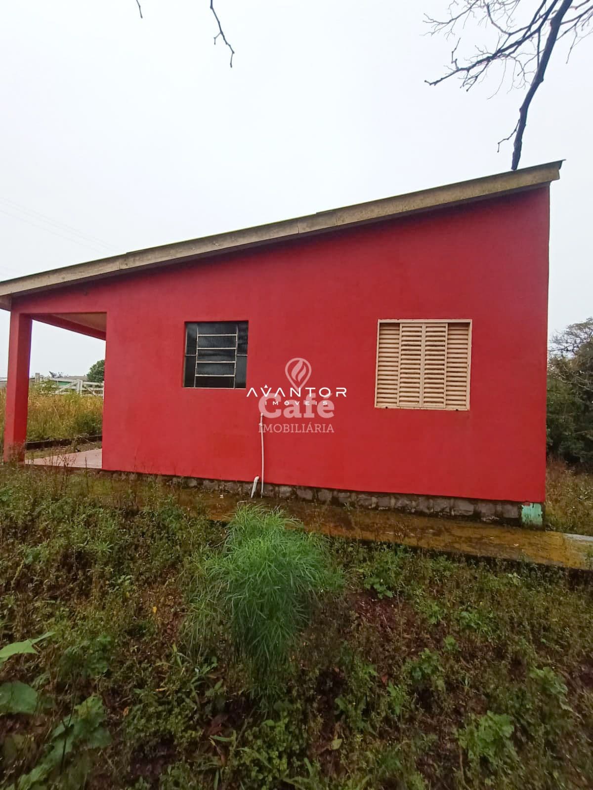 Chácara em São Martinho da Serra com 3.026 m², mais Casa De 2 Dormitórios, Sala, Banheiro — Chácara com 2 quartos à venda em Centro, São Martinho da Serra/RS