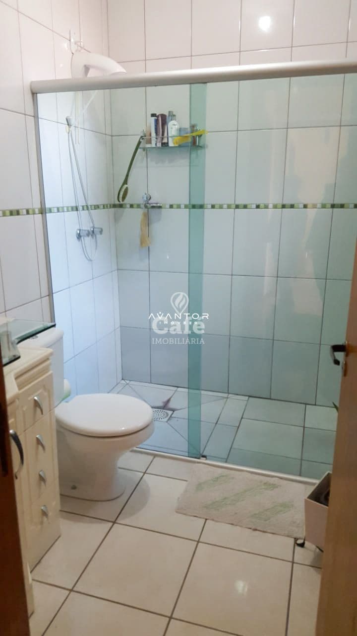 Linda casa no bairro camobi — Casa com 3 quartos à venda em Camobi, Santa Maria/RS