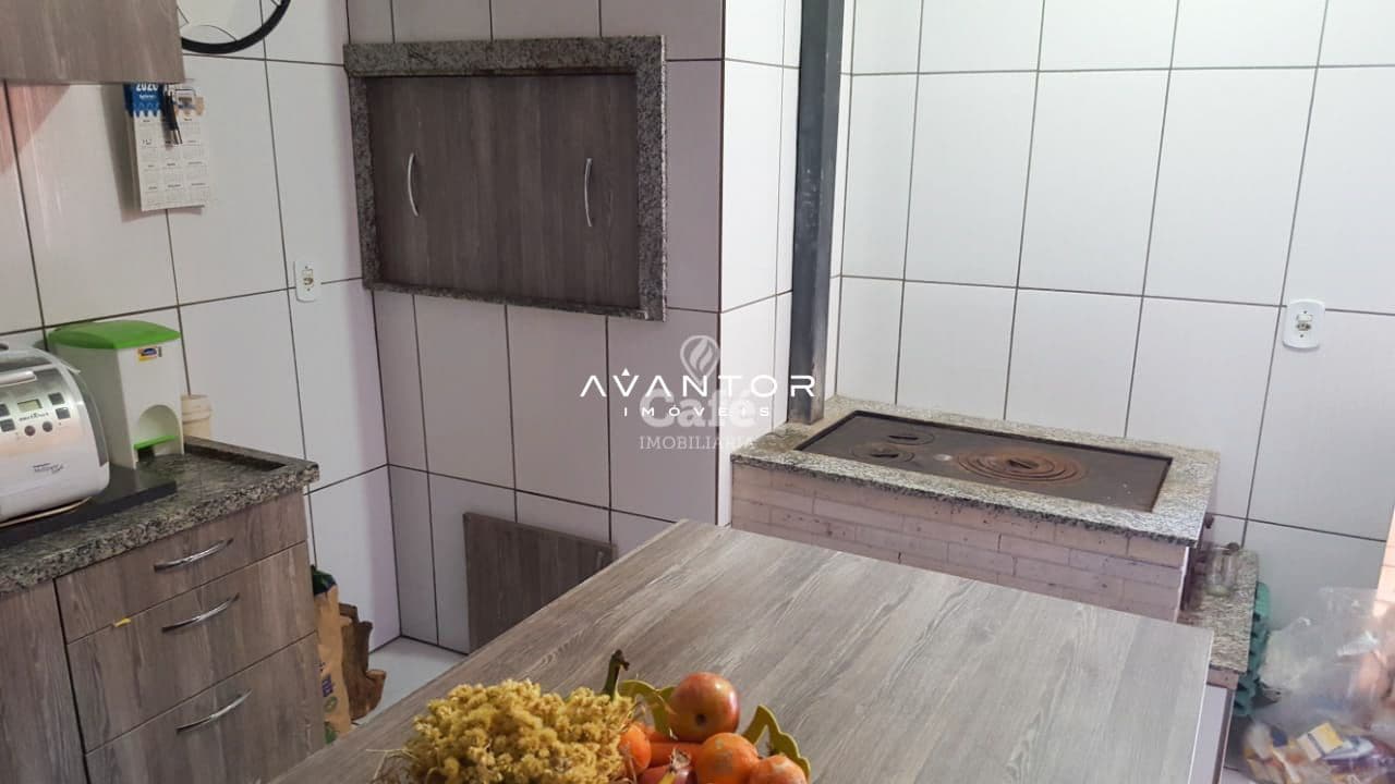 Linda casa no bairro camobi — Casa com 3 quartos à venda em Camobi, Santa Maria/RS