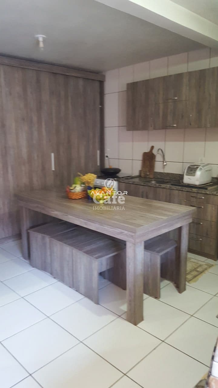 Linda casa no bairro camobi — Casa com 3 quartos à venda em Camobi, Santa Maria/RS