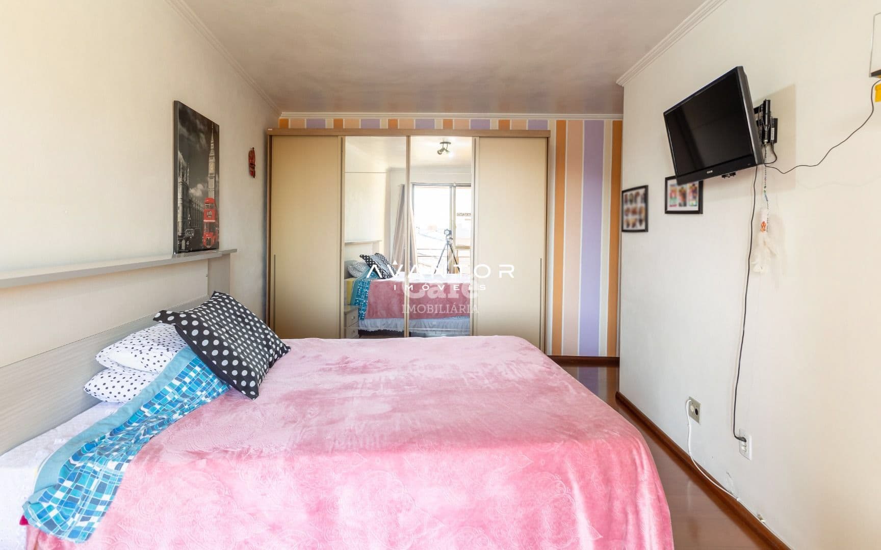 Apartamento 3 Dormitórios, 2 Suítes, 4 Banheiros, Sacada, Vaga de Garagem, Bairro Duque de — Apartamento com 3 quartos à venda em Duque de Caxias, Santa Maria/RS