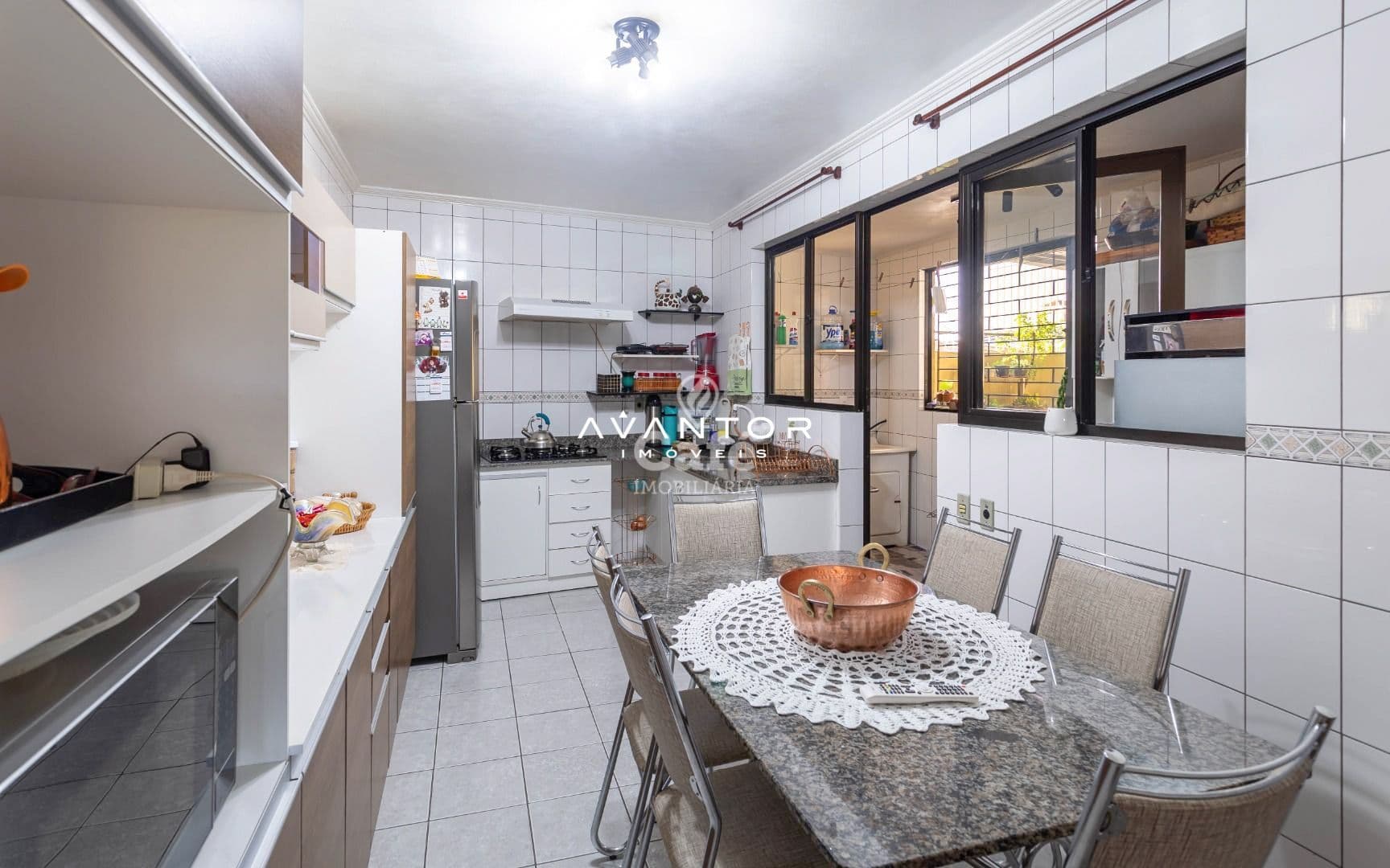 Apartamento 3 Dormitórios, 2 Suítes, 4 Banheiros, Sacada, Vaga de Garagem, Bairro Duque de — Apartamento com 3 quartos à venda em Duque de Caxias, Santa Maria/RS