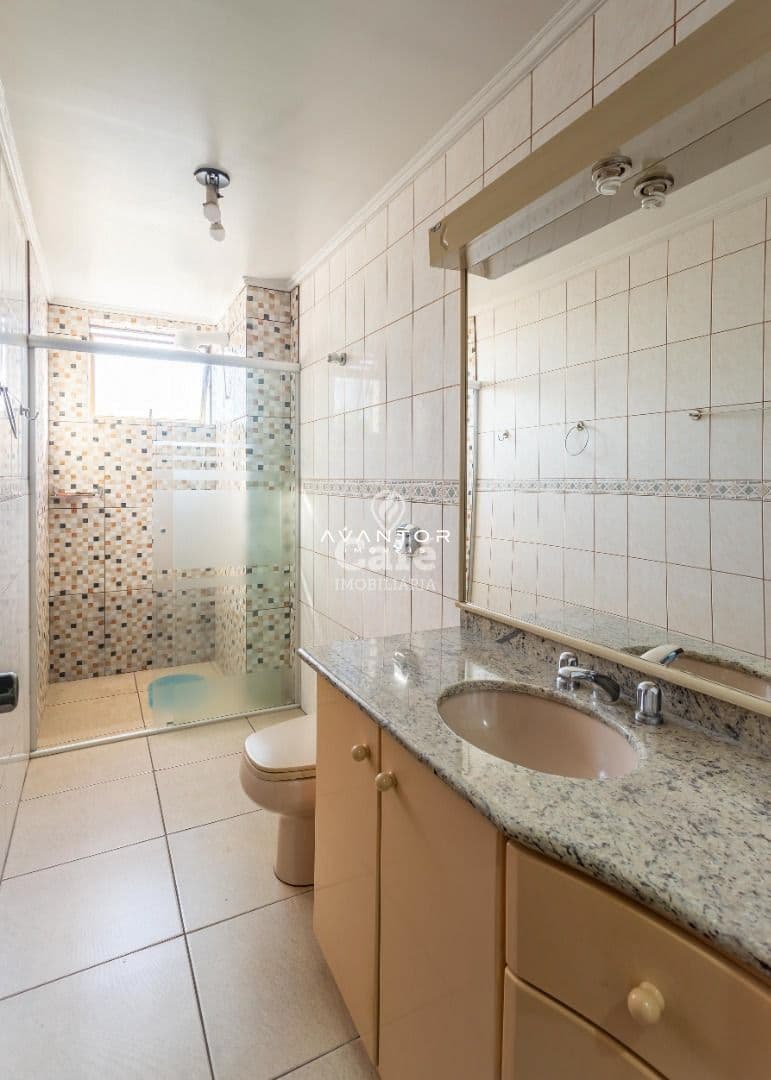 Apartamento 3 Dormitórios, 2 Suítes, 4 Banheiros, Sacada, Vaga de Garagem, Bairro Duque de — Apartamento com 3 quartos à venda em Duque de Caxias, Santa Maria/RS