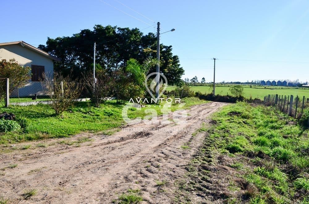 Terreno com acesso por estrada de terra — Terreno à venda em Zona rural, Santa Maria/RS