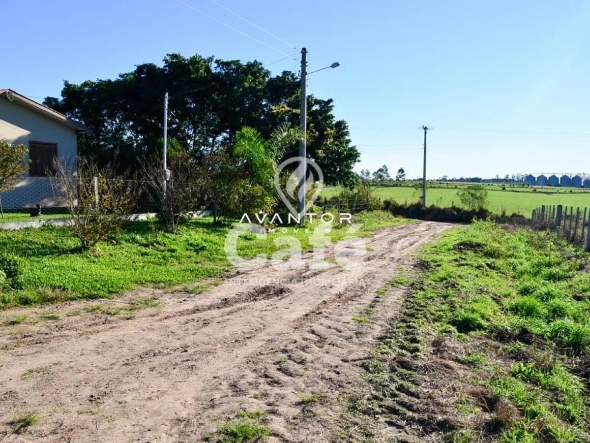 Terreno com acesso por estrada de terra — Terreno à venda em Zona rural, Santa Maria/RS