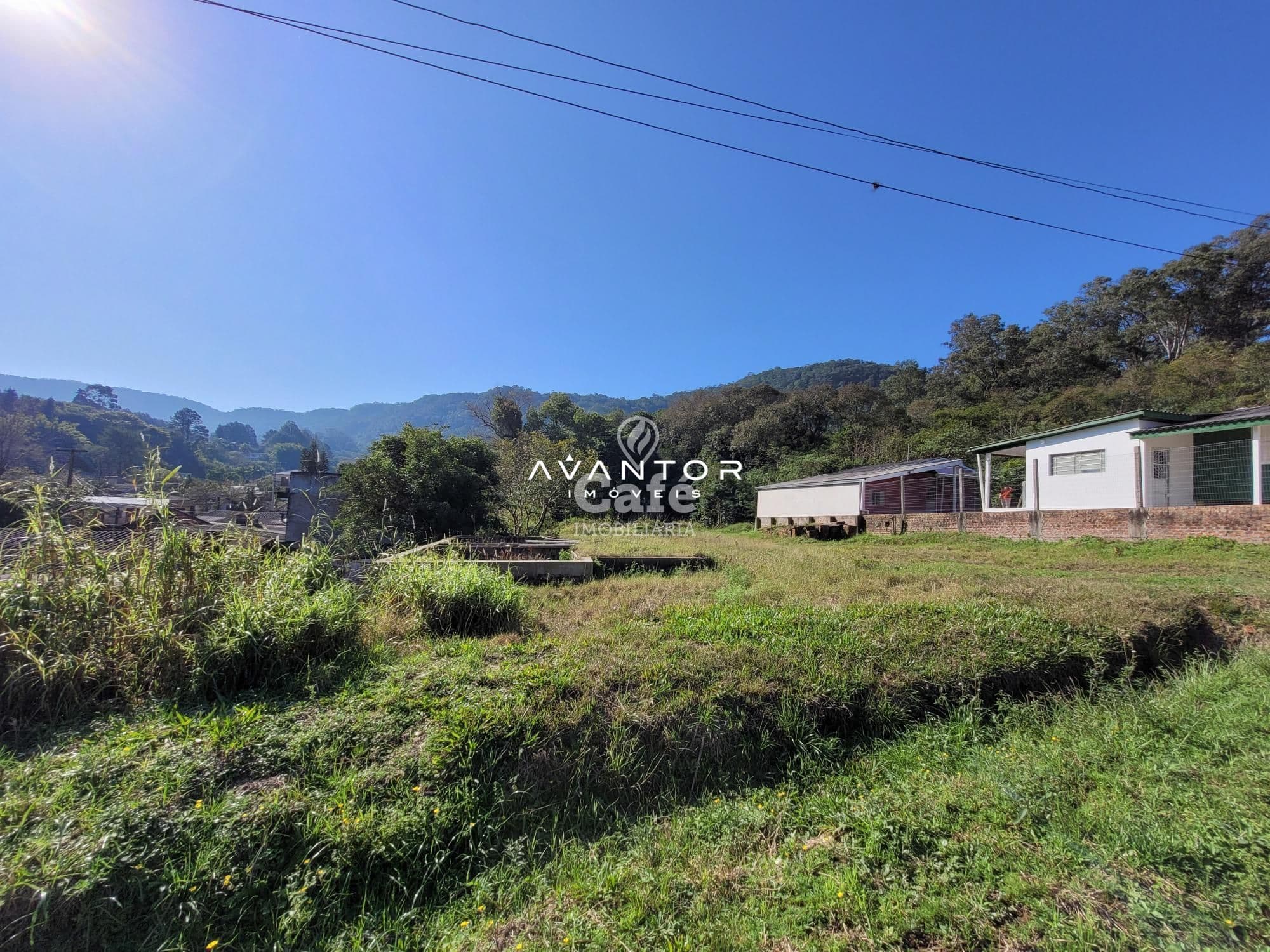 Terreno com vista para as montanhas — Terreno à venda em Nossa Senhora do Perpétuo Socorro, Santa Maria/RS