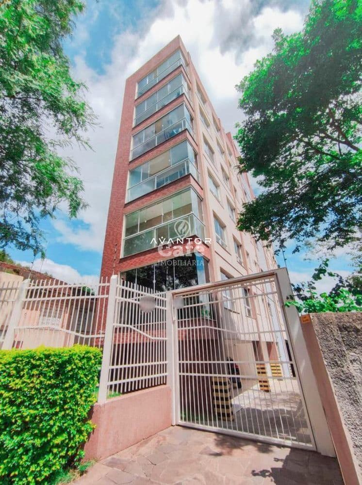 Fachada do prédio com garagem — Apartamento com 3 quartos à venda em Nossa Senhora de Lourdes, Santa Maria/RS