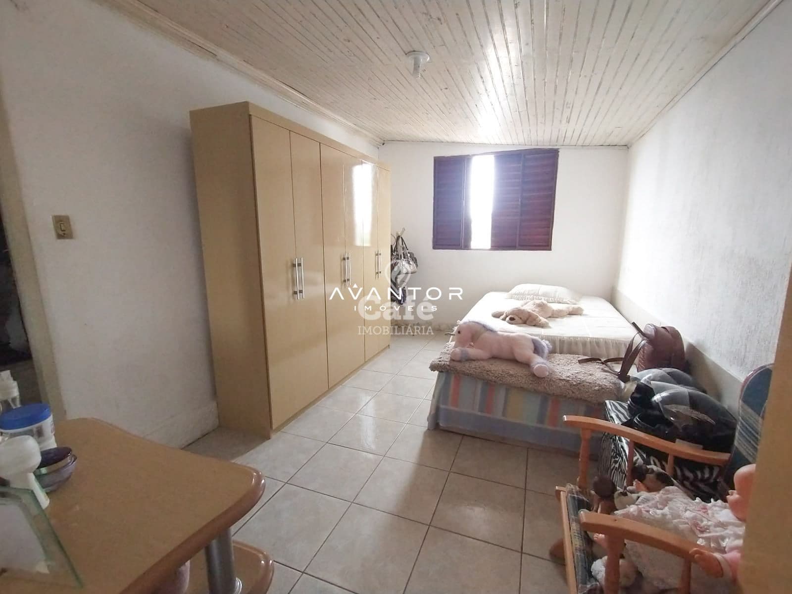 Linda casa na principal rua do bairro Trancredo Neves — Casa com 4 quartos à venda em Tancredo Neves, Santa Maria/RS