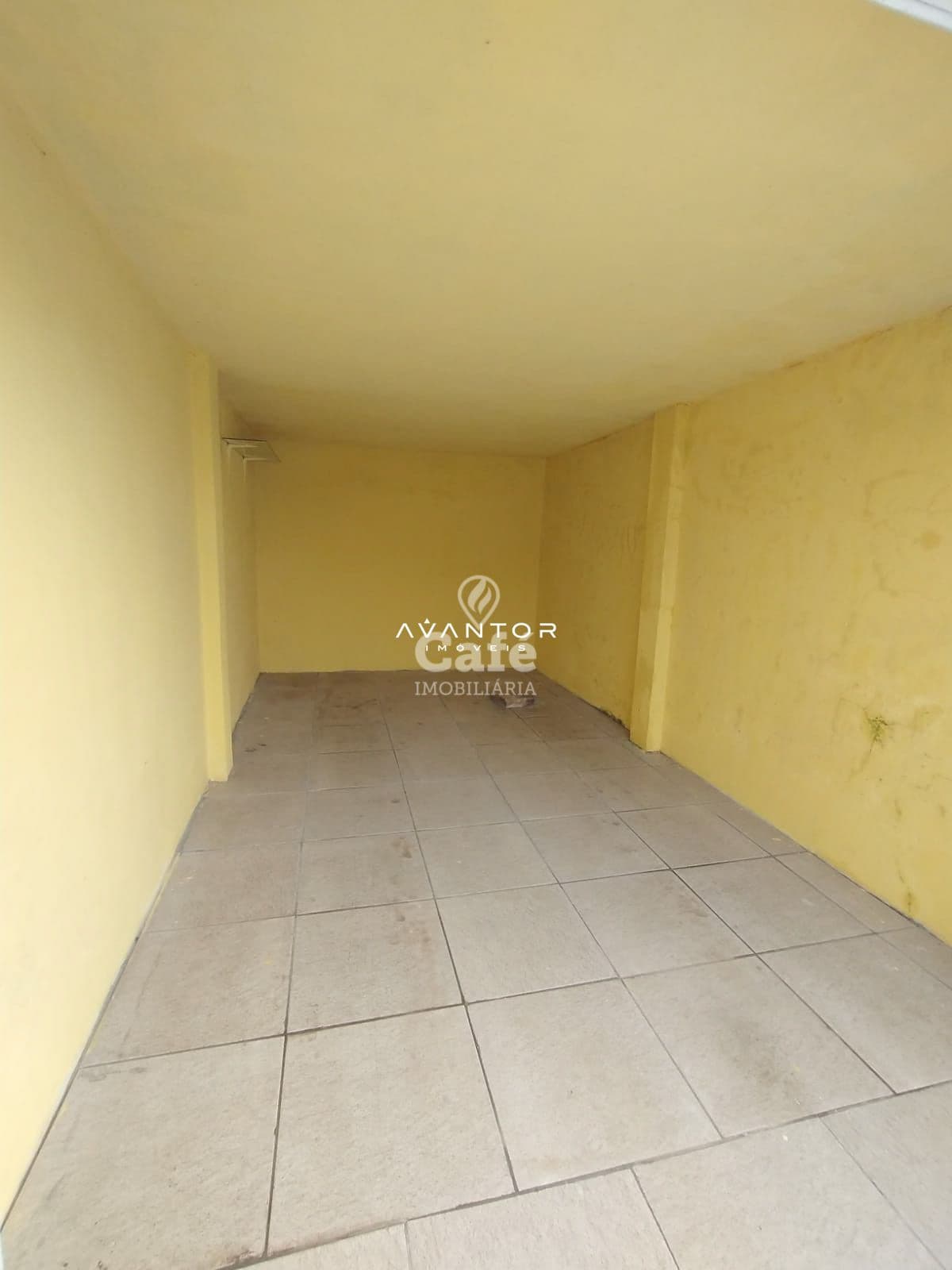 Linda casa na principal rua do bairro Trancredo Neves — Casa com 4 quartos à venda em Tancredo Neves, Santa Maria/RS