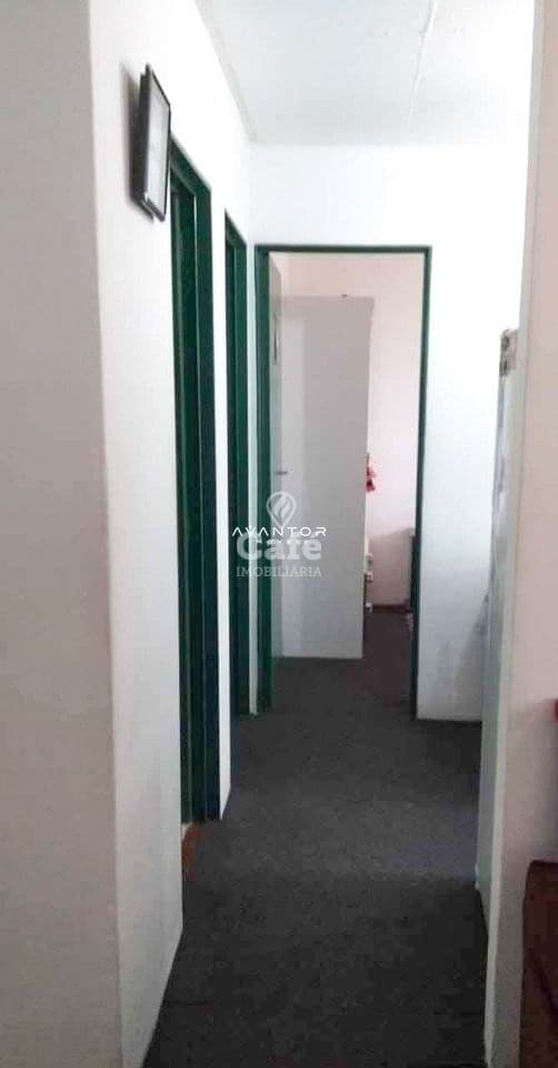 Apartamento de 2 dormitórios venda na T.Neves — Apartamento com 2 quartos à venda em Tancredo Neves, Santa Maria/RS