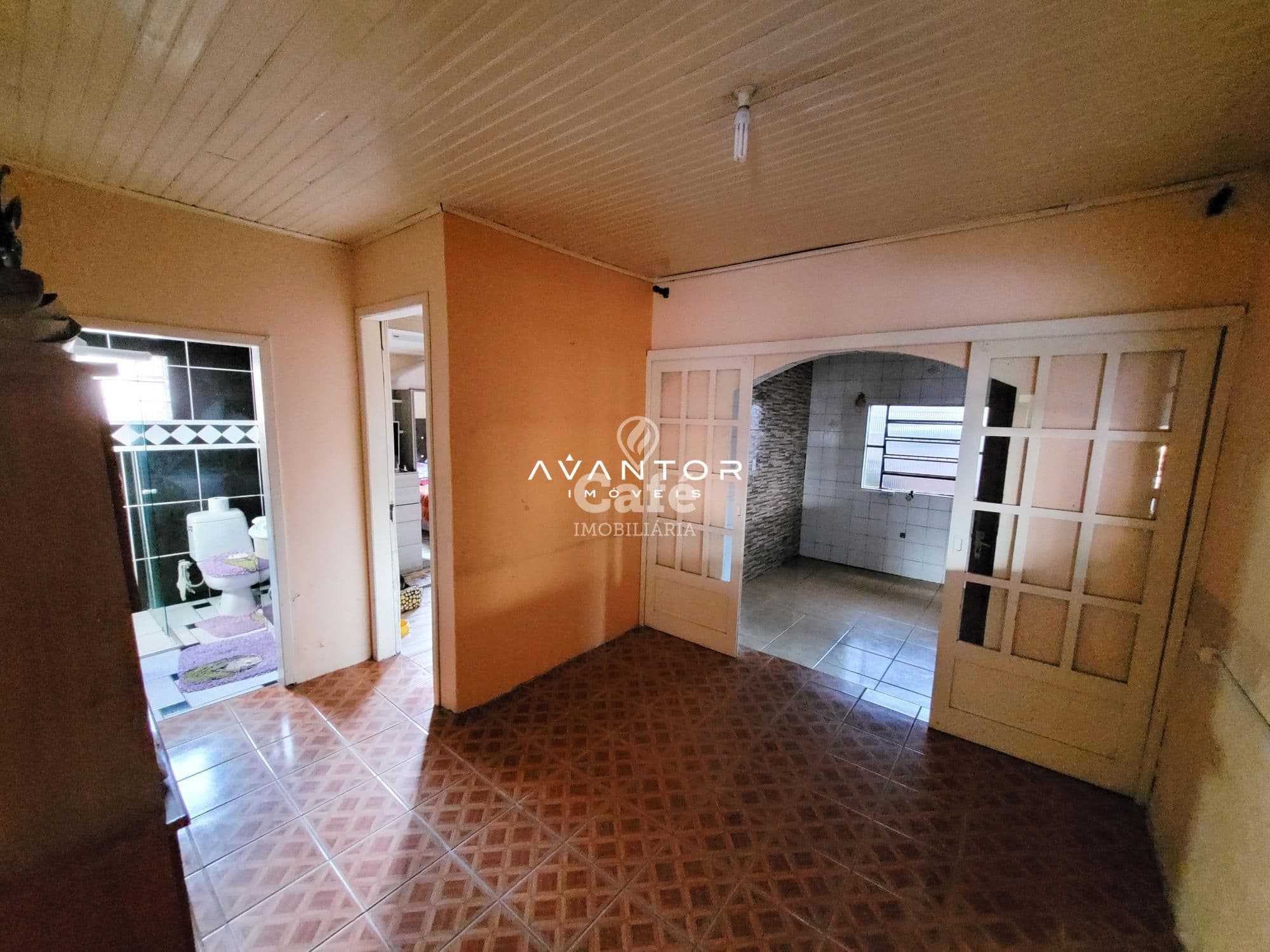 Casa, Quatro dormitórios, Suíte, Churrasqueira, Duas vagas de Garagem, Bairro Juscelino Ku — Casa com 4 quartos à venda em Juscelino Kubitschek, Santa Maria/RS