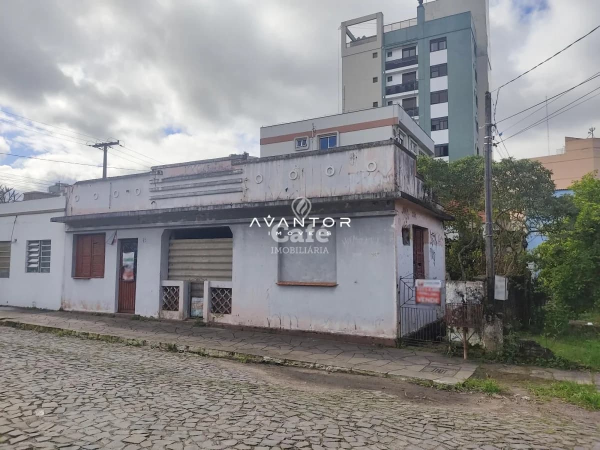 Terreno plano pronto para construir e tendo possibilidade de chegar a 24m de frente. Bairr — Terreno à venda em Nossa Senhora das Dores, Santa Maria/RS