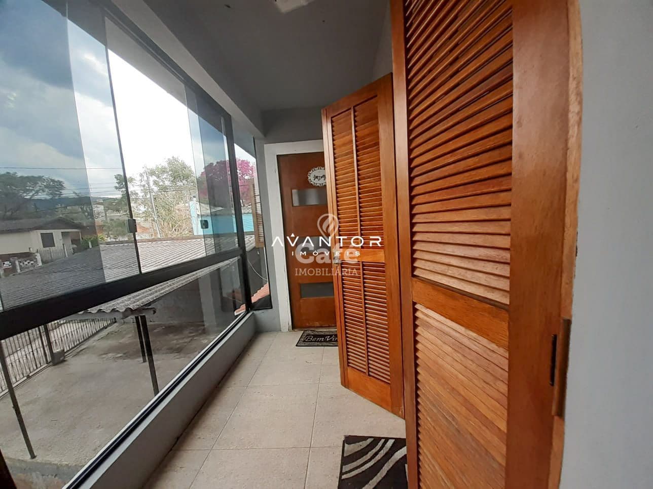 Casa 5 dormitórios sendo 2 suites — Casa com 5 quartos à venda em Nossa Senhora do Perpétuo Socorro, Santa Maria/RS