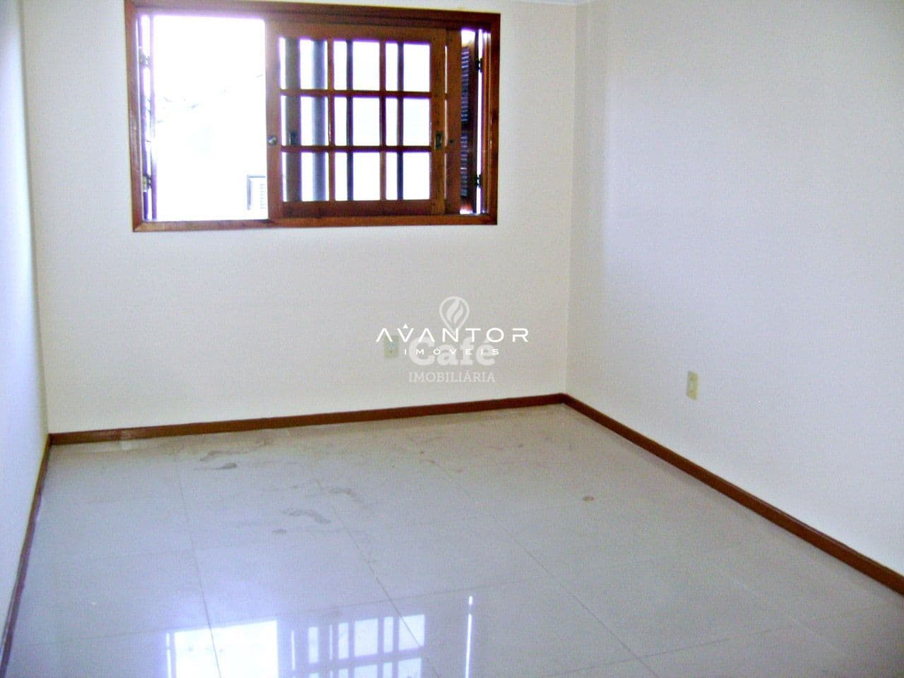 Apartamento, 3 Dormitórios, 1 Suíte, 3 Banheiros, 1 Vaga, Lareira, Churrasqueira, Nossa Se — Apartamento com 3 quartos à venda em Nossa Senhora de Lourdes, Santa Maria/RS