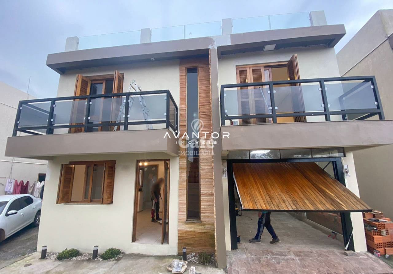 Casa Duplex De 3 Dormitórios, Suíte, Sala de Estar, Banheiro Social, Lavabo, Cozinha, Área — Casa com 3 quartos à venda em Diácono João Luiz Pozzobon, Santa Maria/RS