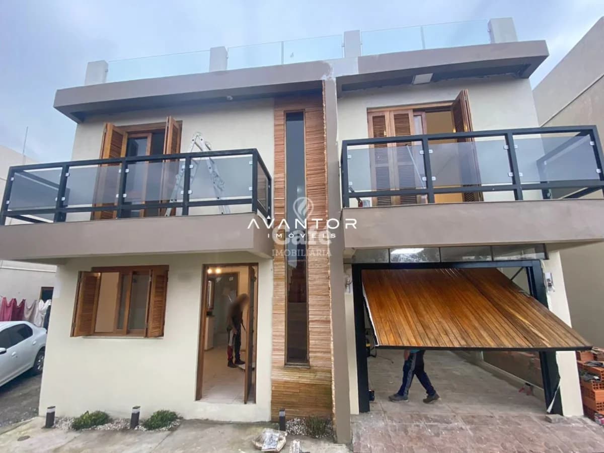 Casa Duplex De 3 Dormitórios, Suíte, Sala de Estar, Banheiro Social, Lavabo, Cozinha, Área — Casa com 3 quartos à venda em Diácono João Luiz Pozzobon, Santa Maria/RS