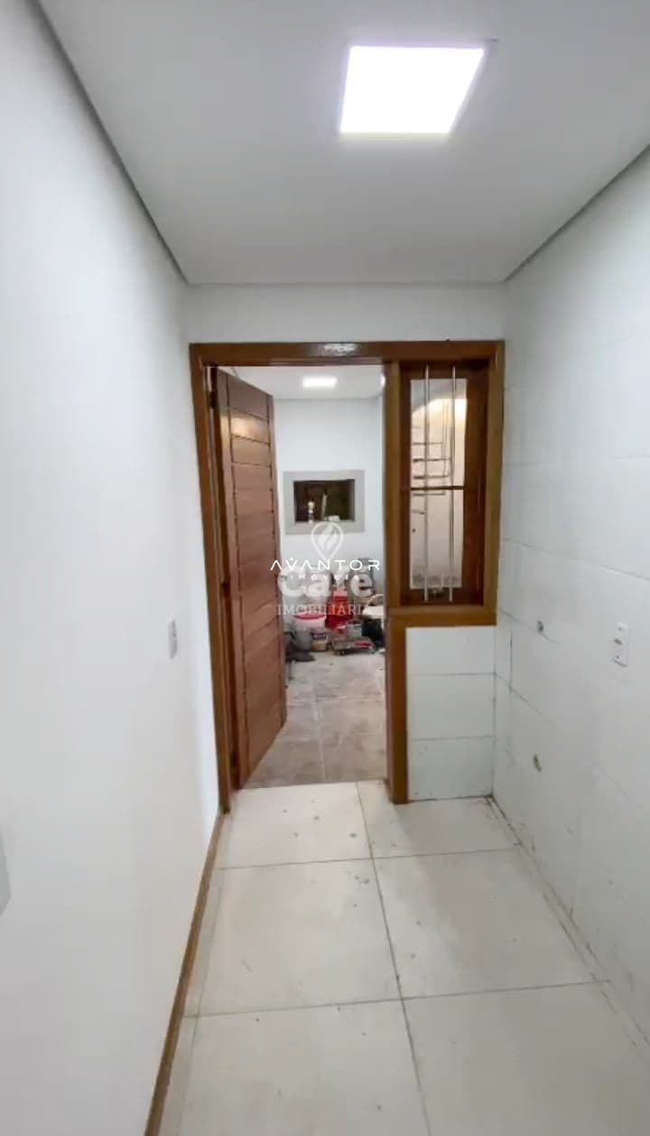 Casa Duplex De 3 Dormitórios, Suíte, Sala de Estar, Banheiro Social, Lavabo, Cozinha, Área — Casa com 3 quartos à venda em Diácono João Luiz Pozzobon, Santa Maria/RS