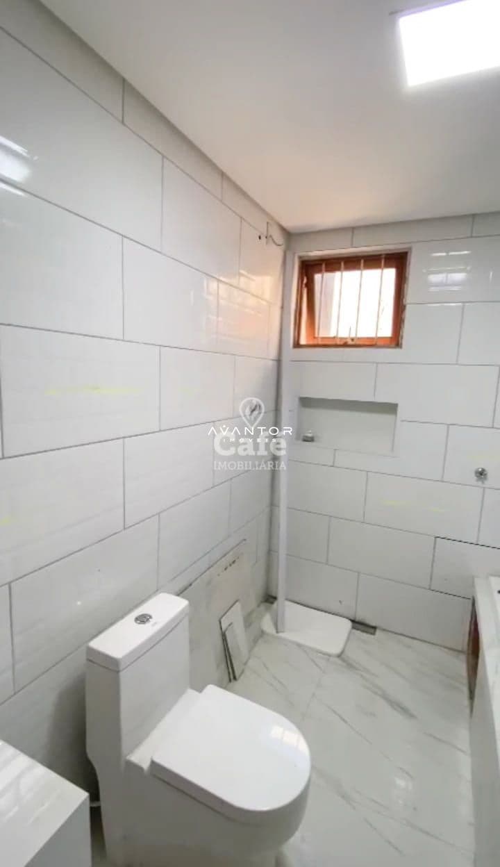 Casa Duplex De 3 Dormitórios, Suíte, Sala de Estar, Banheiro Social, Lavabo, Cozinha, Área — Casa com 3 quartos à venda em Diácono João Luiz Pozzobon, Santa Maria/RS