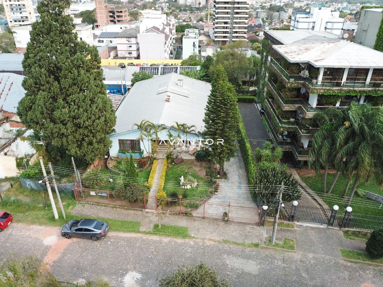 Excelente oportunidade, casa com estrutura para mais 2 pavimentos, bem localizada e com ót — Casa com 8 quartos à venda em Noal, Santa Maria/RS
