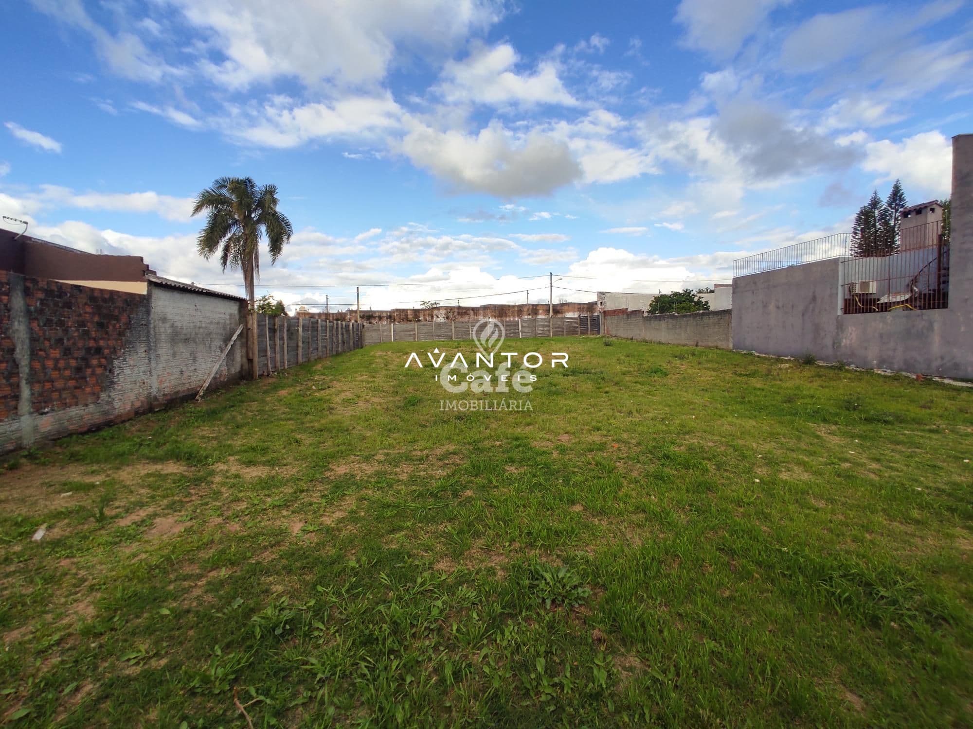 Amplo terreno ideal e pronto para construção — Terreno com 3 quartos à venda em Patronato, Santa Maria/RS