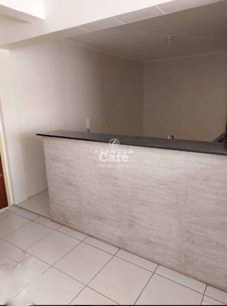 Apartamento De 2 Dormitórios, Sala Ampla, 2 Banheiros, Cozinha, Área de Serviço, Dependênc — Apartamento com 2 quartos à venda em Bonfim, Santa Maria/RS