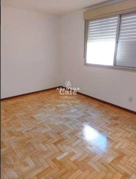 Apartamento De 2 Dormitórios, Sala Ampla, 2 Banheiros, Cozinha, Área de Serviço, Dependênc — Apartamento com 2 quartos à venda em Bonfim, Santa Maria/RS