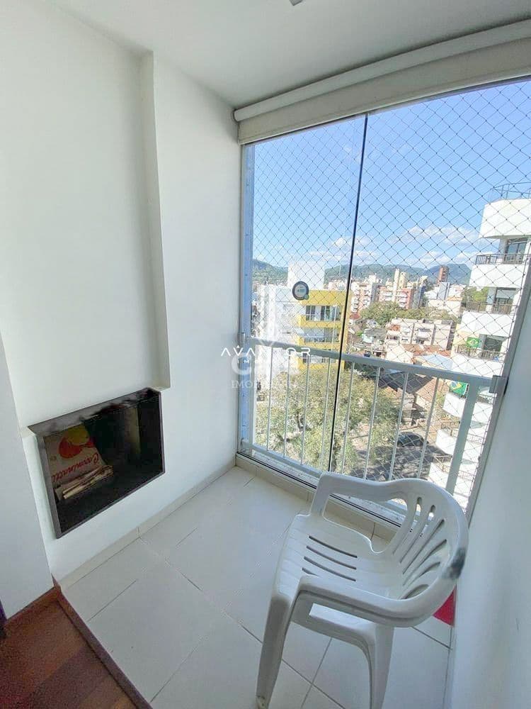 Sacada com vista para a cidade — Apartamento com 2 quartos à venda em Nossa Senhora do Rosário, Santa Maria/RS