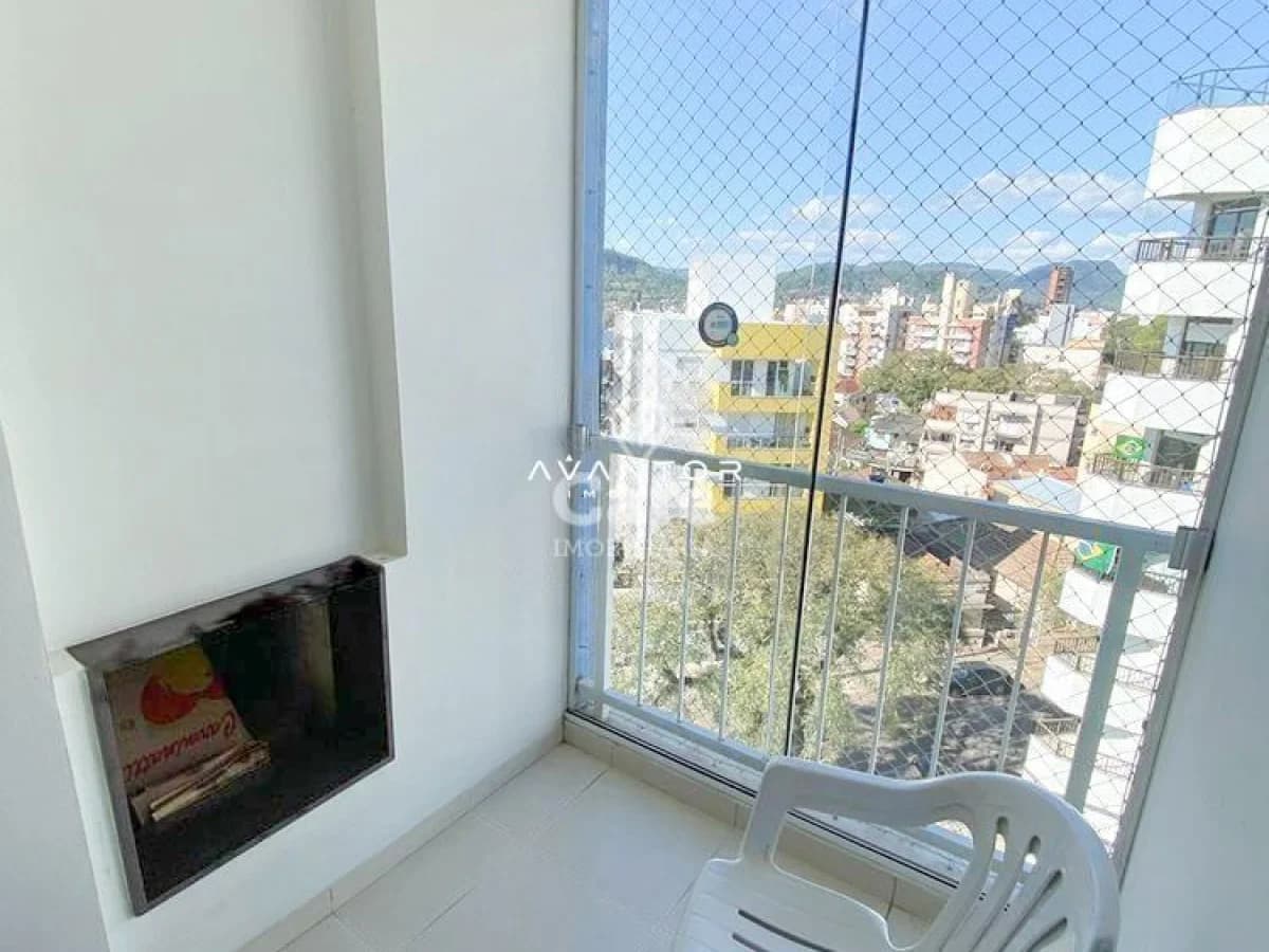 Sacada com vista para a cidade — Apartamento com 2 quartos à venda em Nossa Senhora do Rosário, Santa Maria/RS