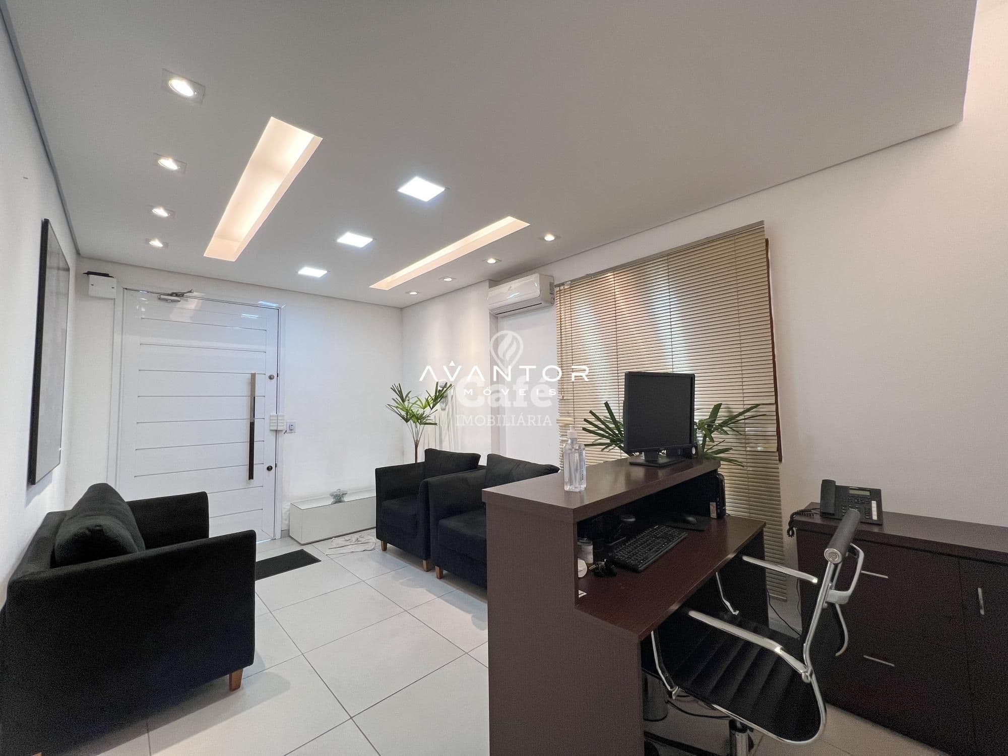 Casa com 4 quartos à venda em Patronato, Santa Maria/RS — foto 2 de 35