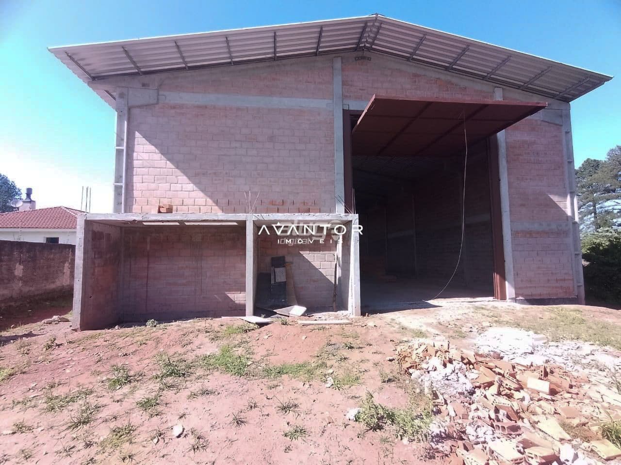 Pavilhão Amplo De 756 m² para Alugar em Excelente Localização — Pavilhão com 2 salas para alugar em Pé de Plátano, Santa Maria/RS