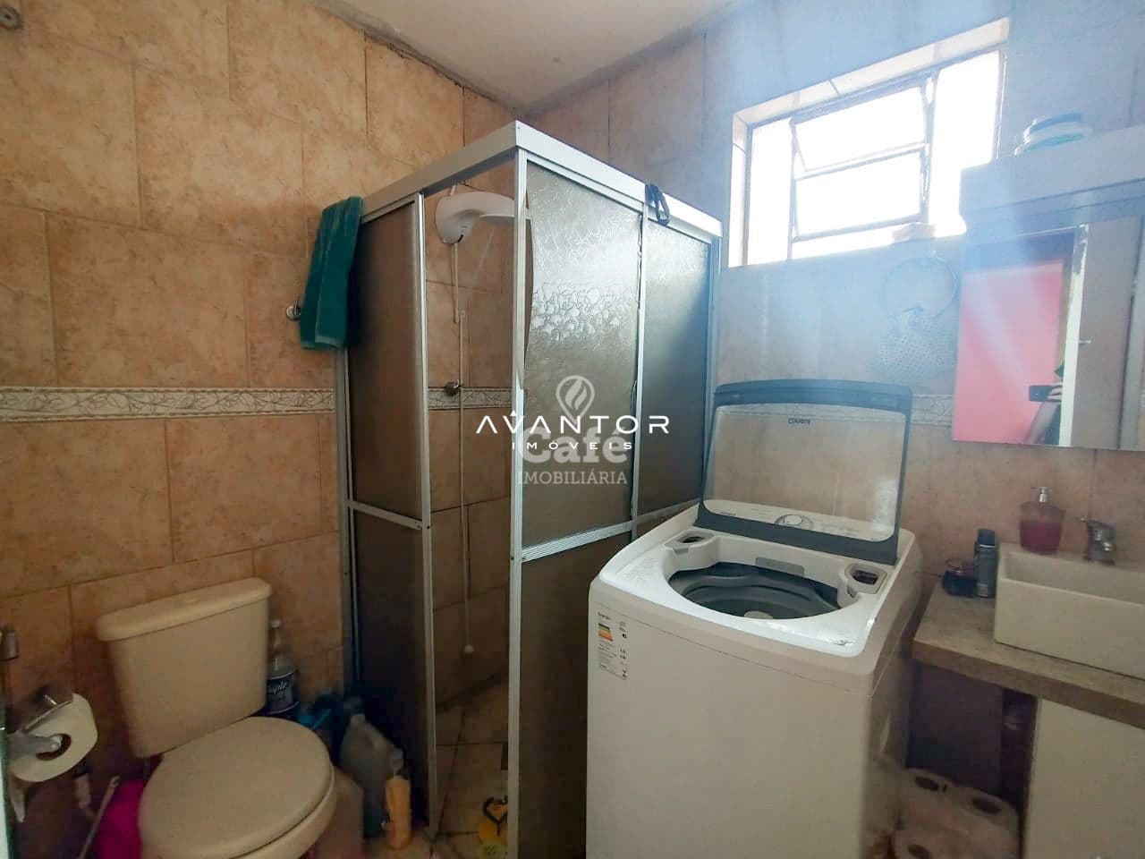 Linda casa no bairro perpétuo socorro — Casa com 2 quartos à venda em Nossa Senhora do Perpétuo Socorro, Santa Maria/RS