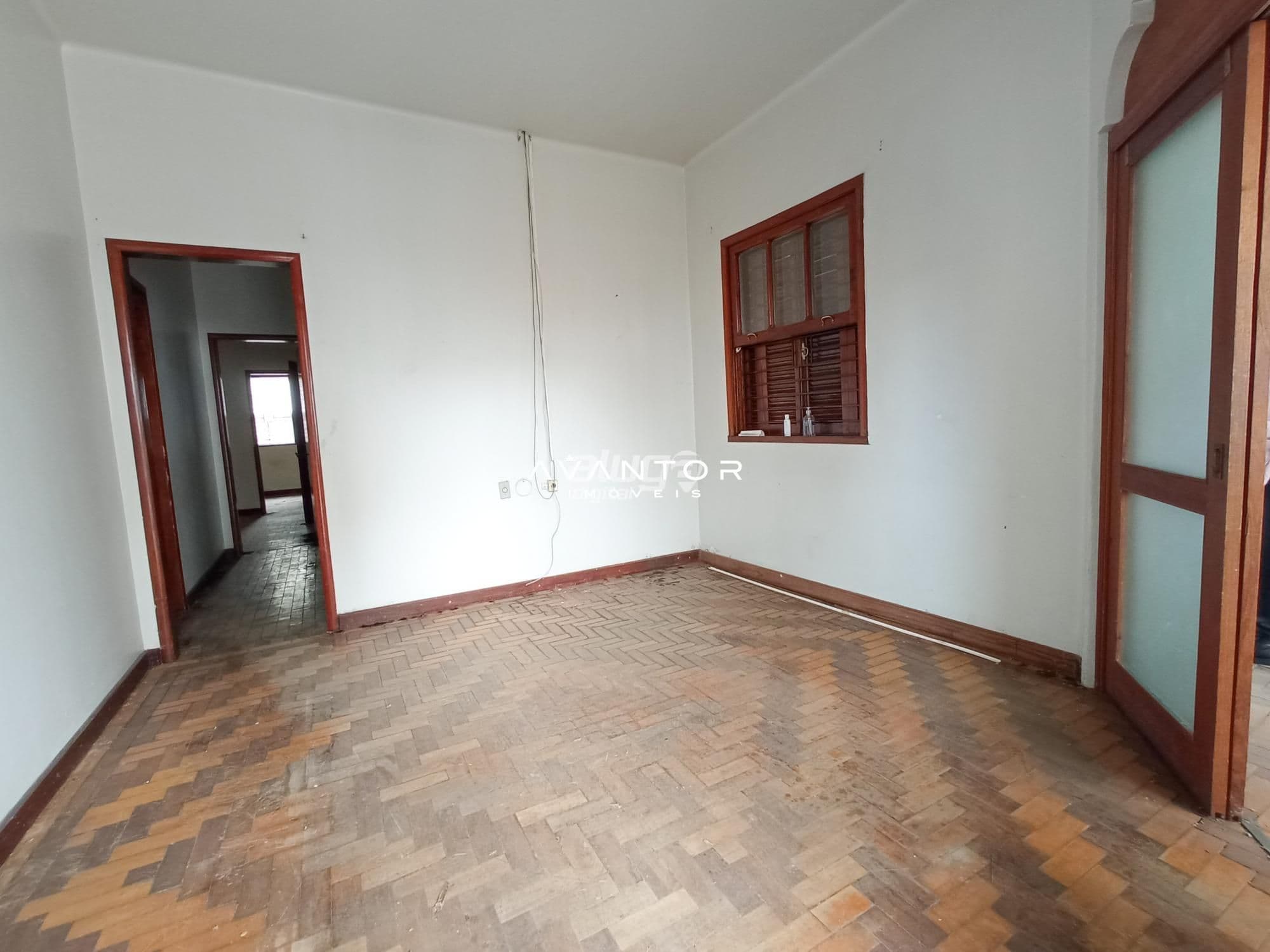Casa com 4 quartos para alugar em Centro, Santa Maria/RS — foto 9 de 27