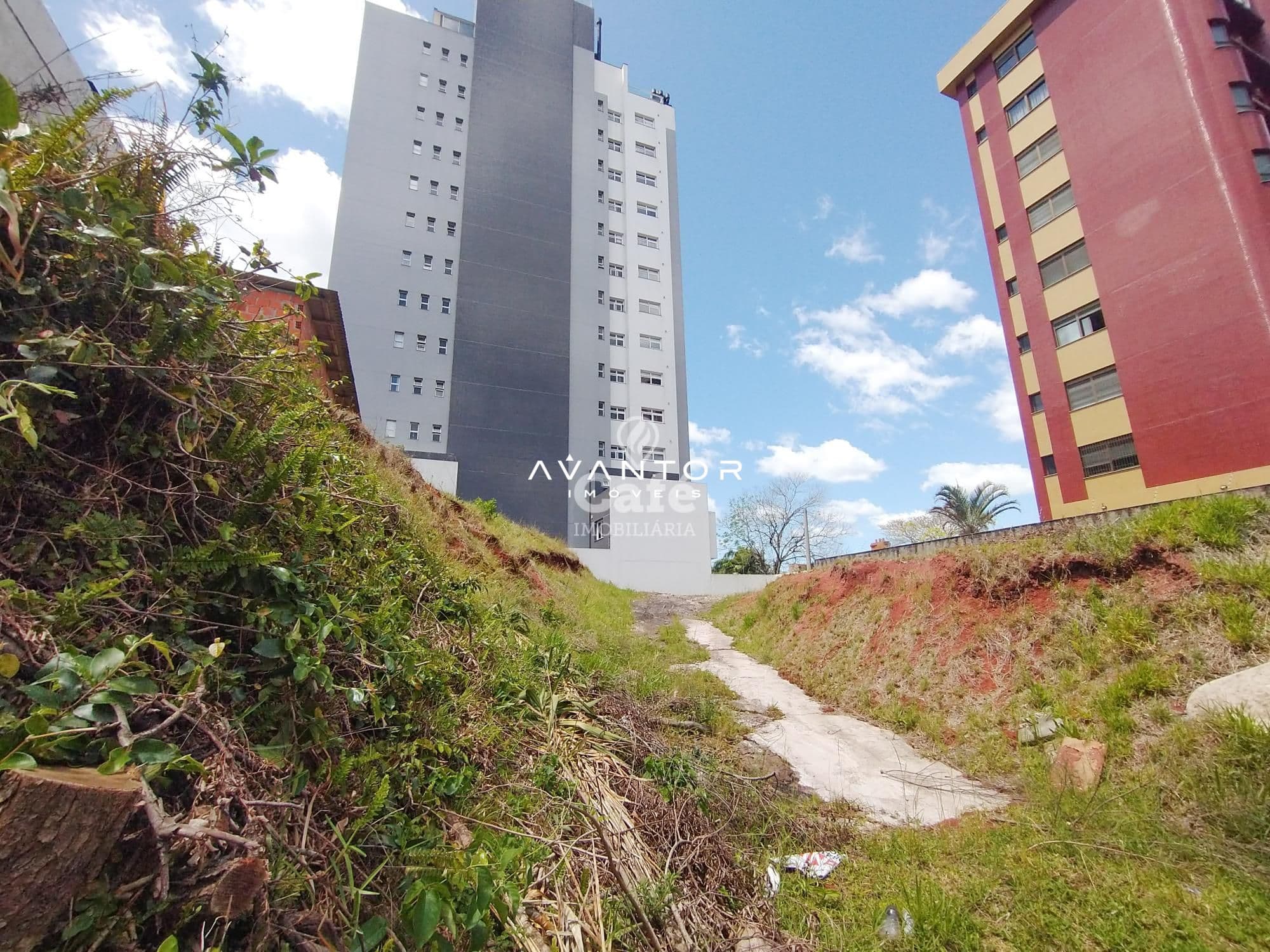Terreno em ótima localização — Terreno à venda em Nossa Senhora de Lourdes, Santa Maria/RS