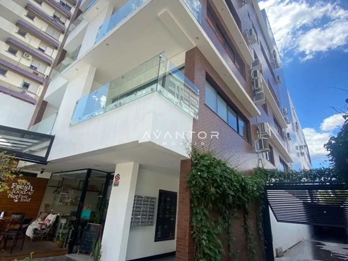 Fachada do prédio com sacada — Sala Comercial com 1 sala à venda no Centro Profissional Itroian, em Centro, Santa Maria/RS