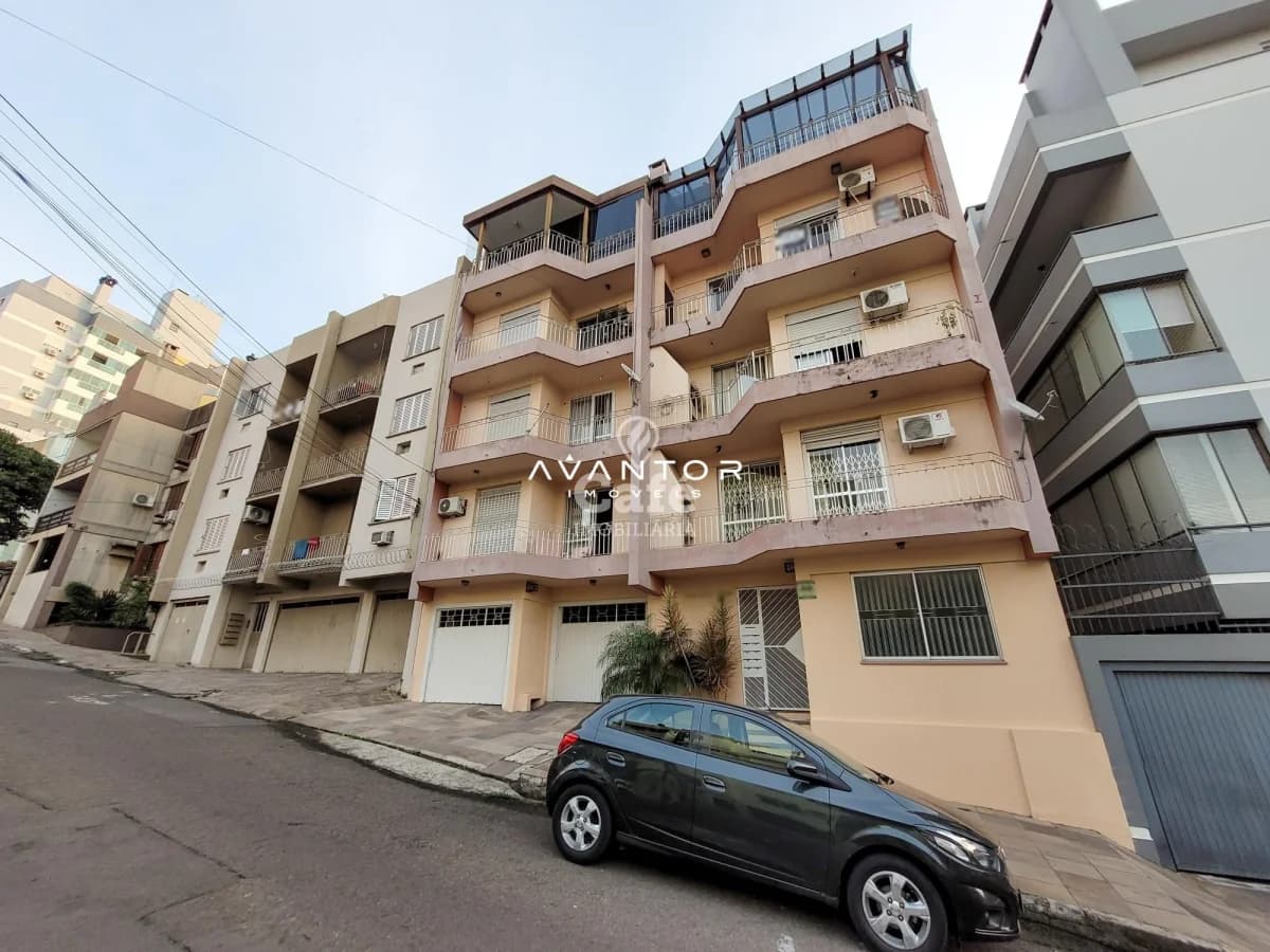 Fachada do prédio com sacadas — Apartamento com 4 quartos à venda no Resid. São José, em Centro, Santa Maria/RS