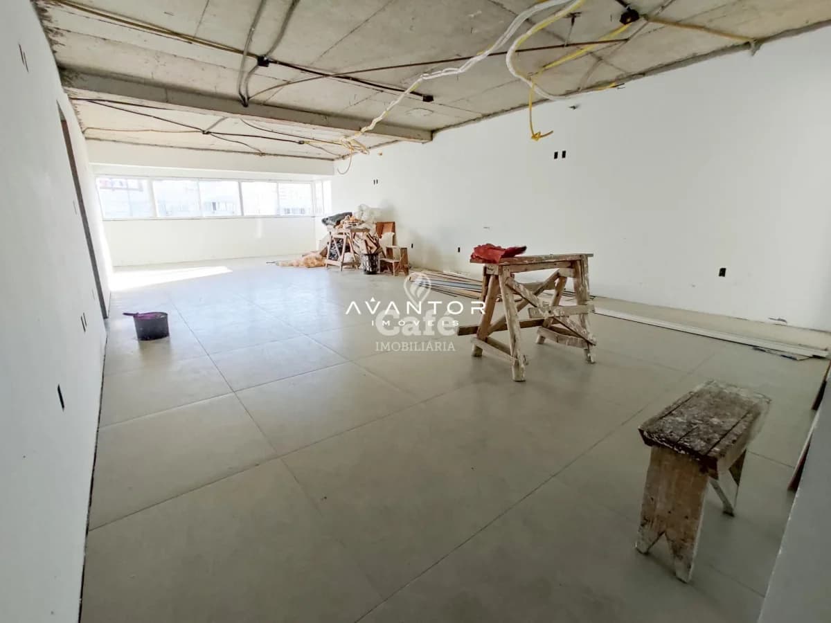 Ambiente interno em construção — Apartamento com 3 quartos à venda no Solar do Parque, em Centro, Santa Maria/RS