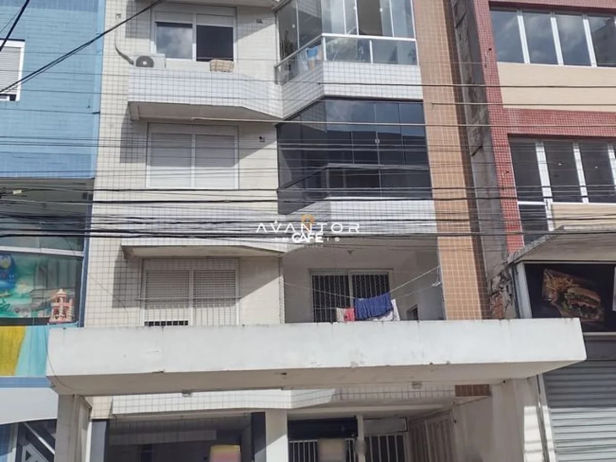 Fachada do edifício com sacadas — Studio com 1 quarto para alugar em Centro, Santa Maria/RS