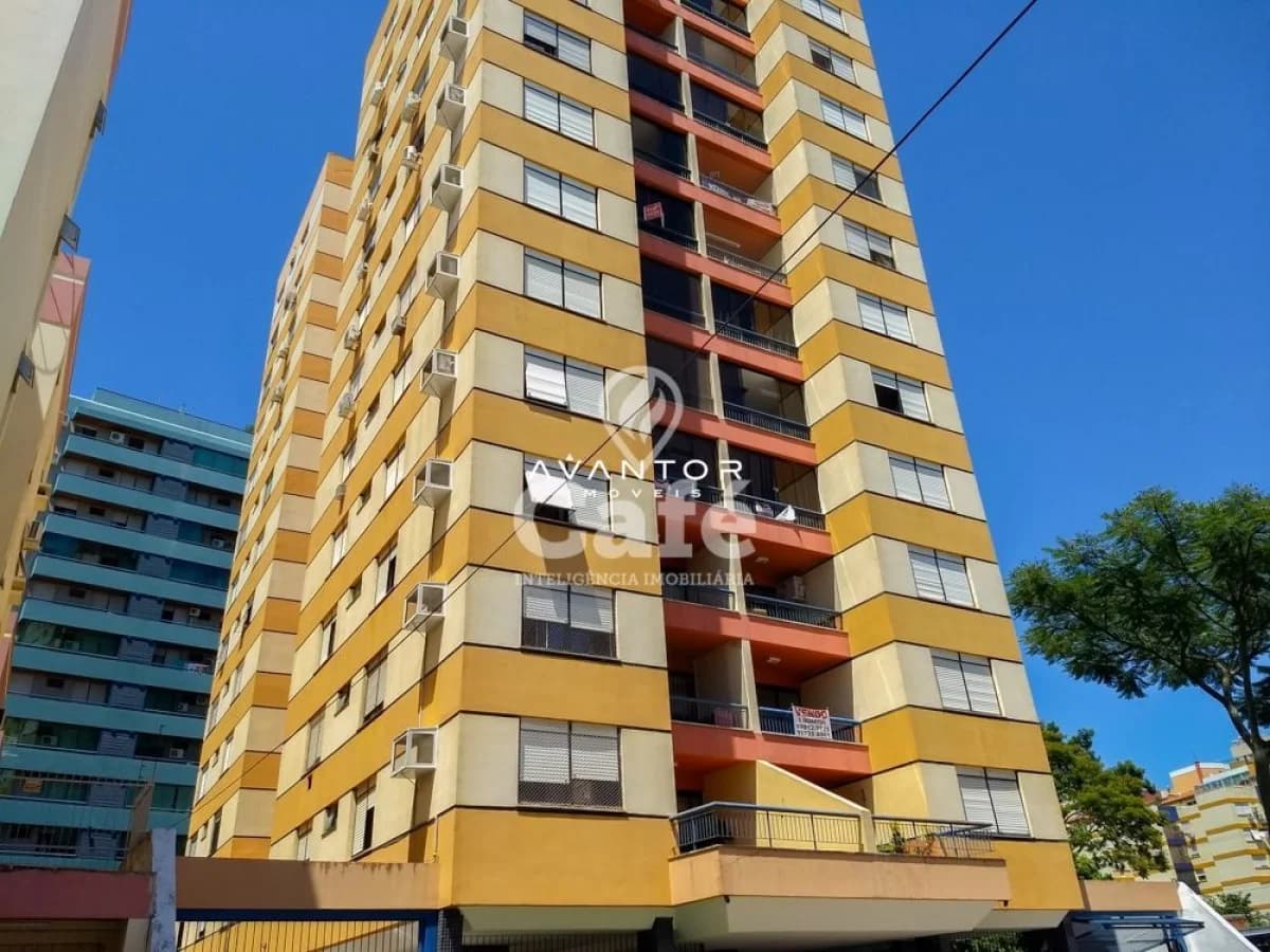 Fachada do prédio com sacadas — Apartamento com 3 quartos à venda em Centro, Santa Maria/RS