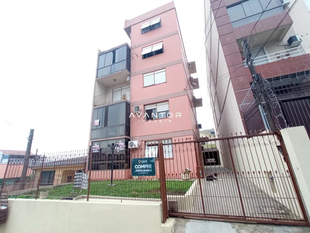 Fachada do prédio com sacadas — Apartamento com 2 quartos à venda em Nossa Senhora de Lourdes, Santa Maria/RS