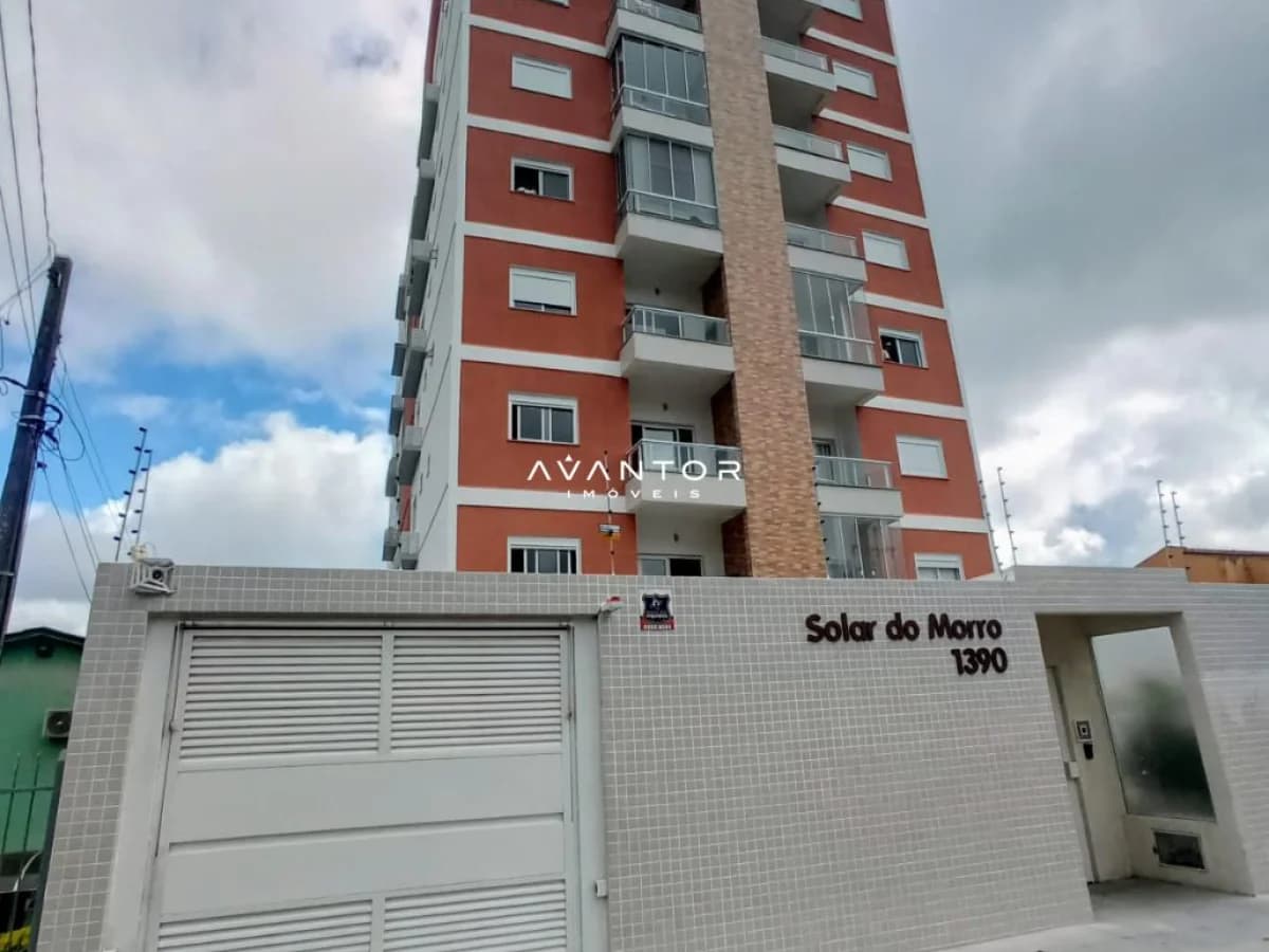 Fachada do prédio com garagem — Apartamento com 2 quartos à venda em Passo D'Areia, Santa Maria/RS