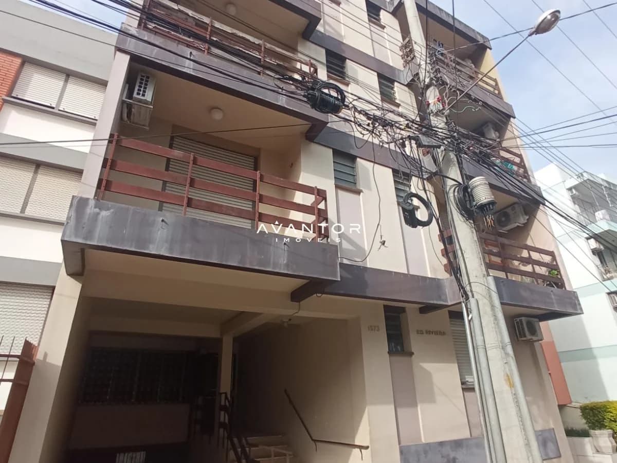 Fachada do prédio com sacadas — Apartamento com 2 quartos à venda em Nossa Senhora de Fátima, Santa Maria/RS